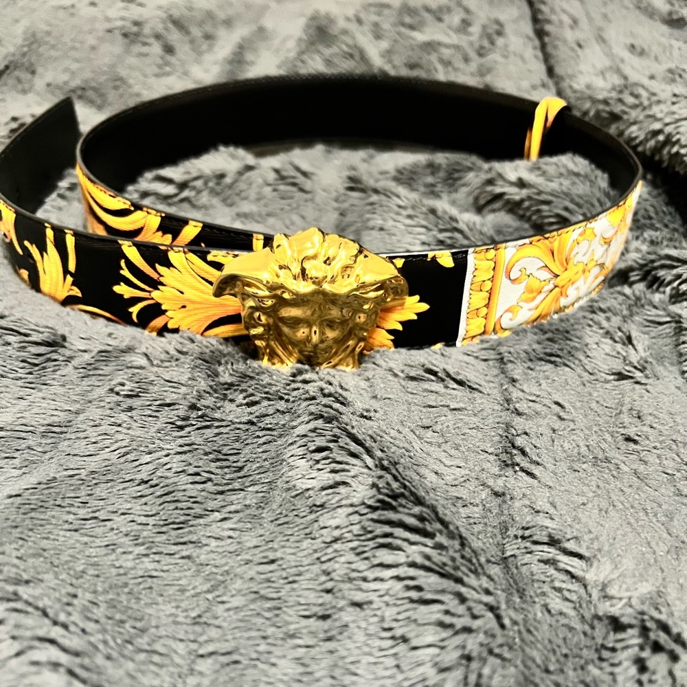Versace Men's Belt with Gold Medusa and Black Leather